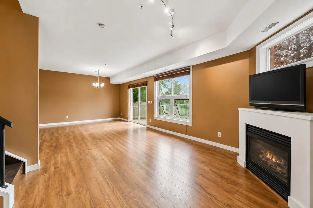 6550 Old Banff Coach Road SW Calgary AB T3H 4J4