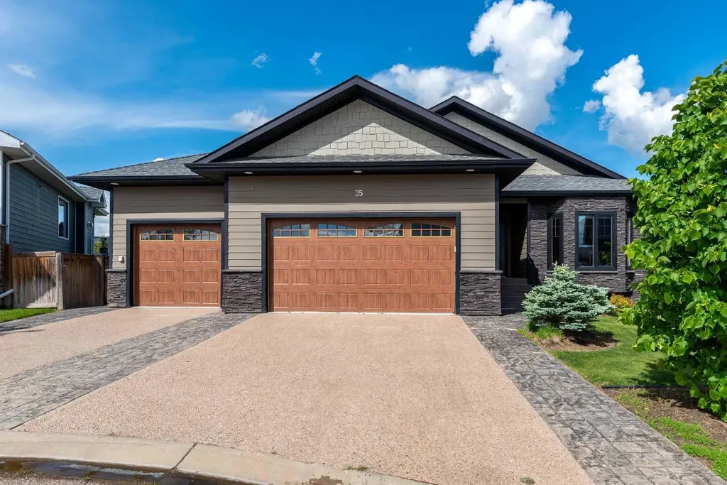 2715 73 Avenue Lloydminster AB T9V 3L7