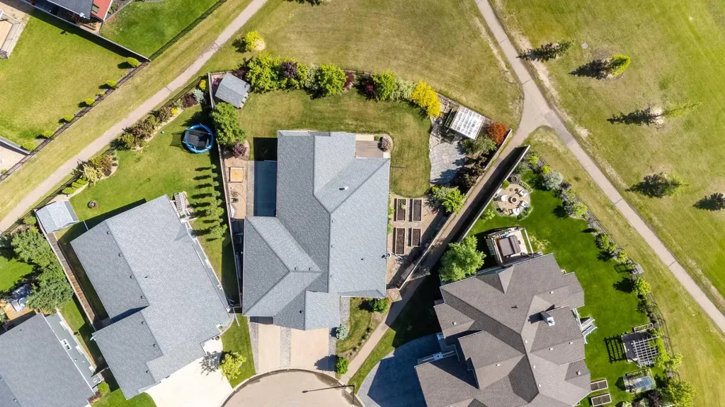 2715 73 Avenue Lloydminster AB T9V 3L7