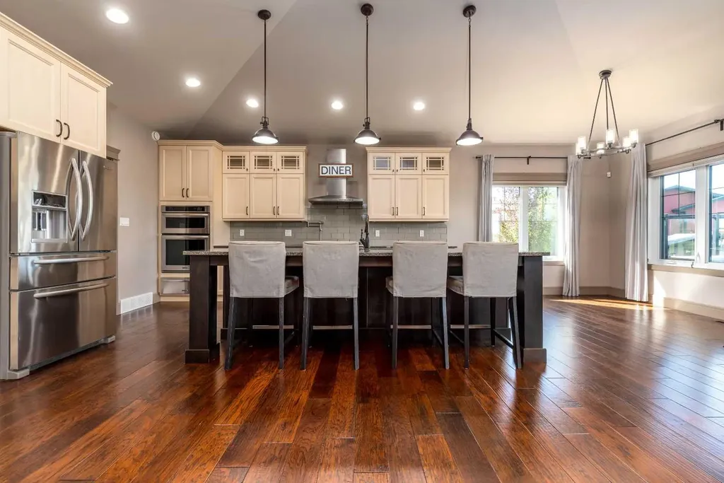 2715 73 Avenue Lloydminster AB T9V 3L7