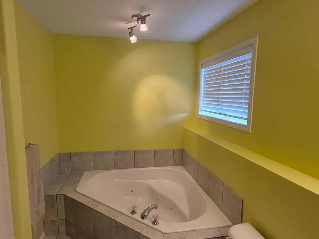 23 Chilcotin Lane W Lethbridge AB T1K 7S2