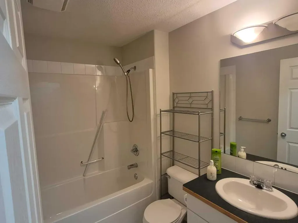 23 Chilcotin Lane W Lethbridge AB T1K 7S2