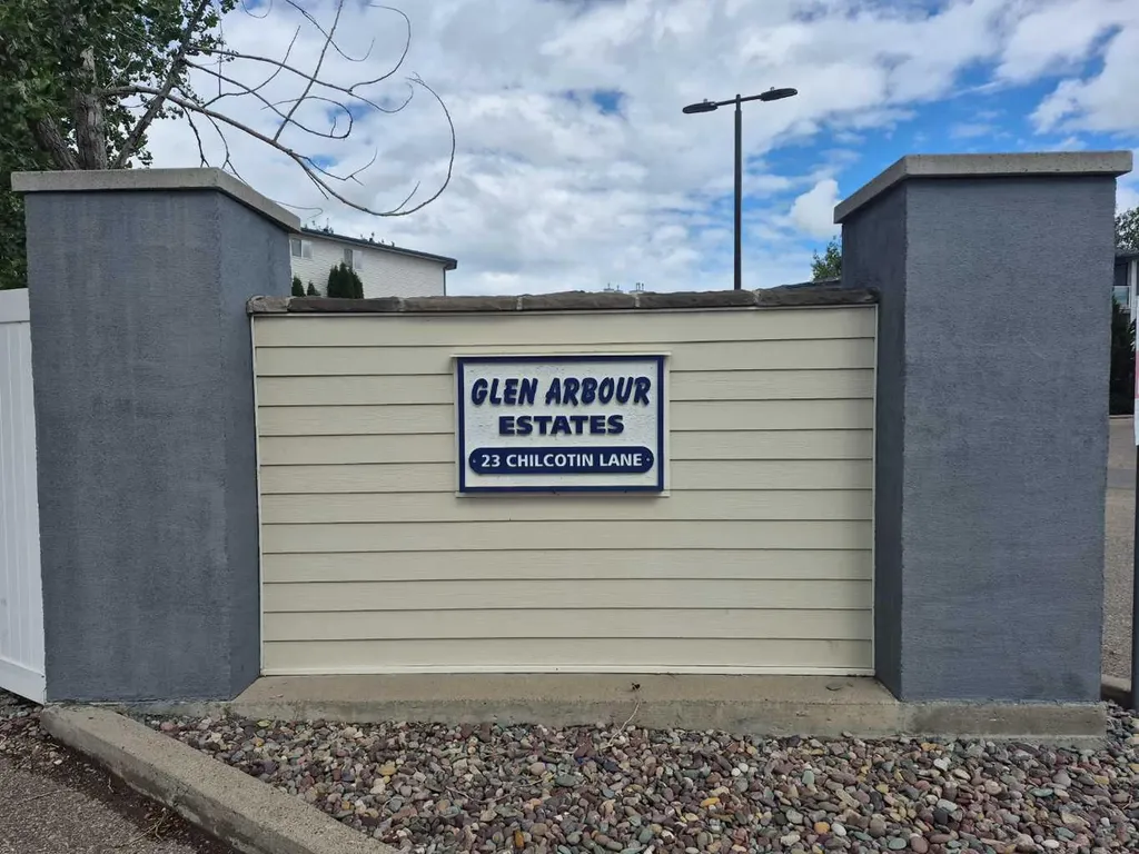 23 Chilcotin Lane W Lethbridge AB T1K 7S2