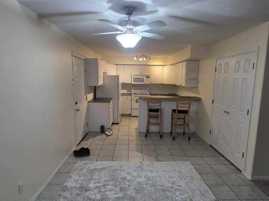 23 Chilcotin Lane W Lethbridge AB T1K 7S2