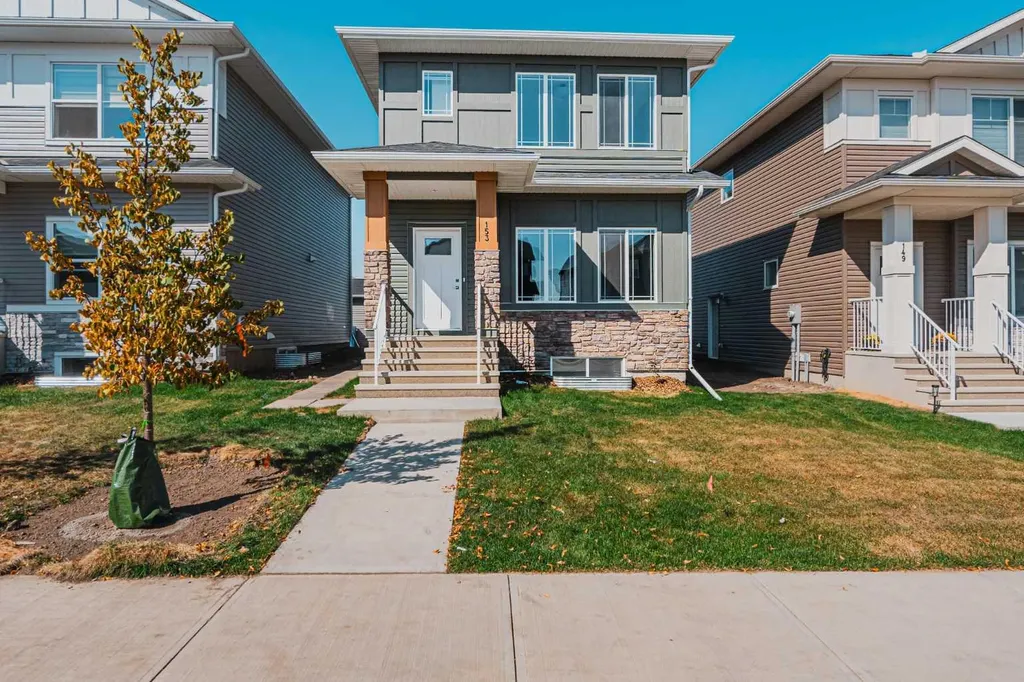 153 Dawson Wharf View Chestermere AB T1X 2W1