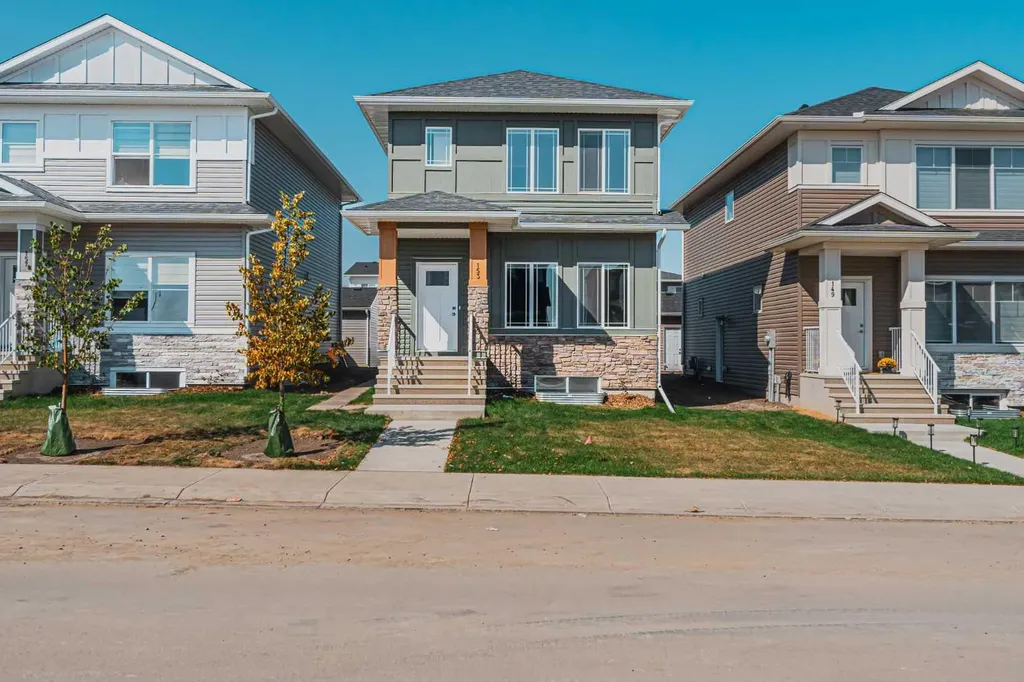 153 Dawson Wharf View Chestermere AB T1X 2W1