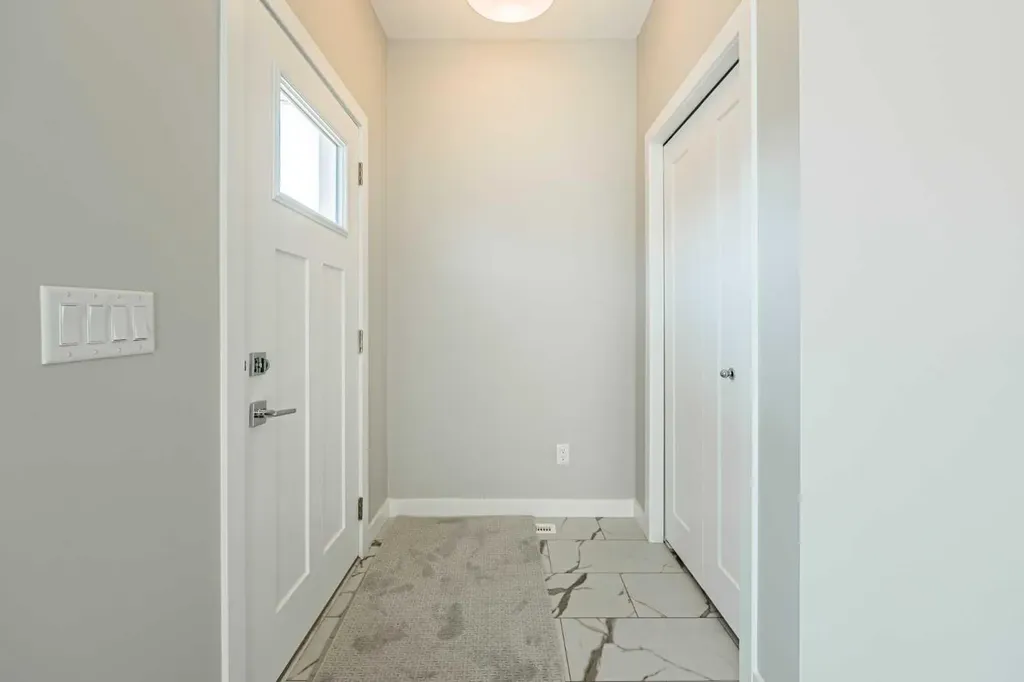 153 Dawson Wharf View Chestermere AB T1X 2W1