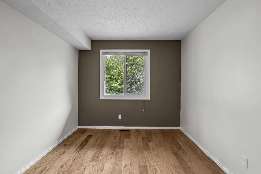 417 Beaver Street Banff AB T1L1G3