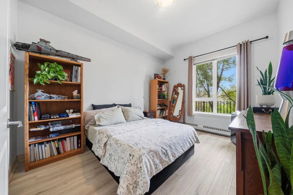 3101 34 Avenue NW Calgary AB T2L2A3