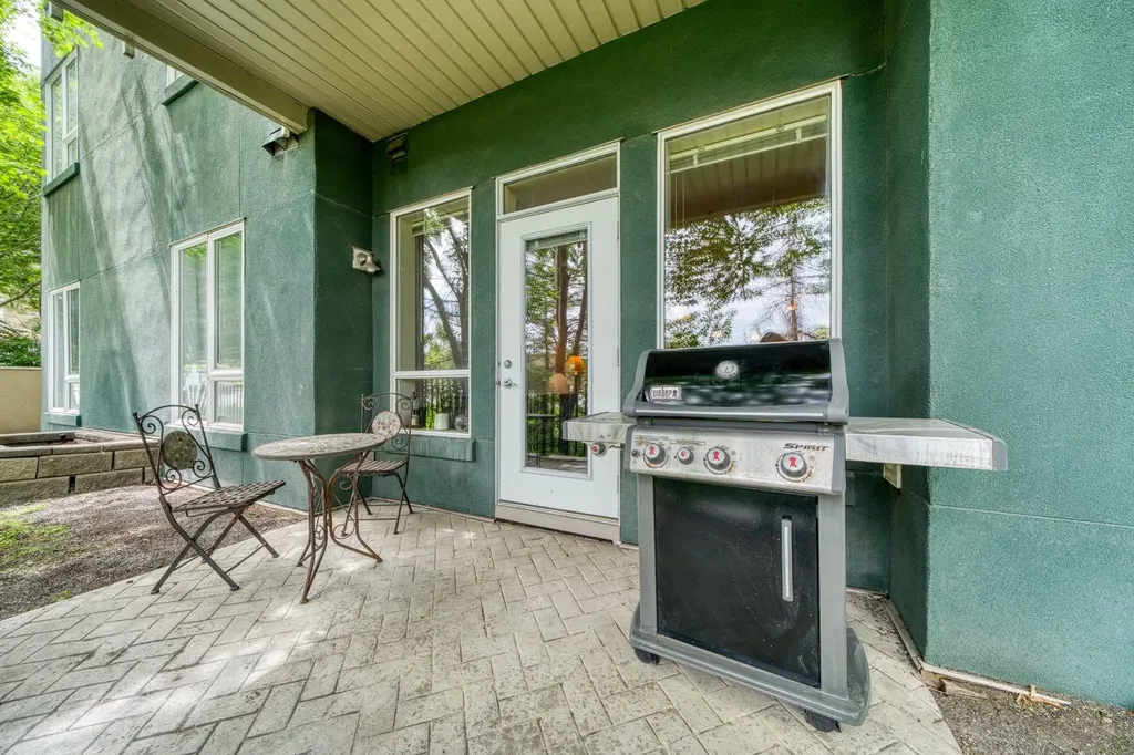 3101 34 Avenue NW Calgary AB T2L2A3