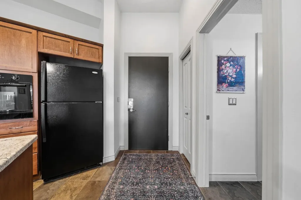 3101 34 Avenue NW Calgary AB T2L2A3