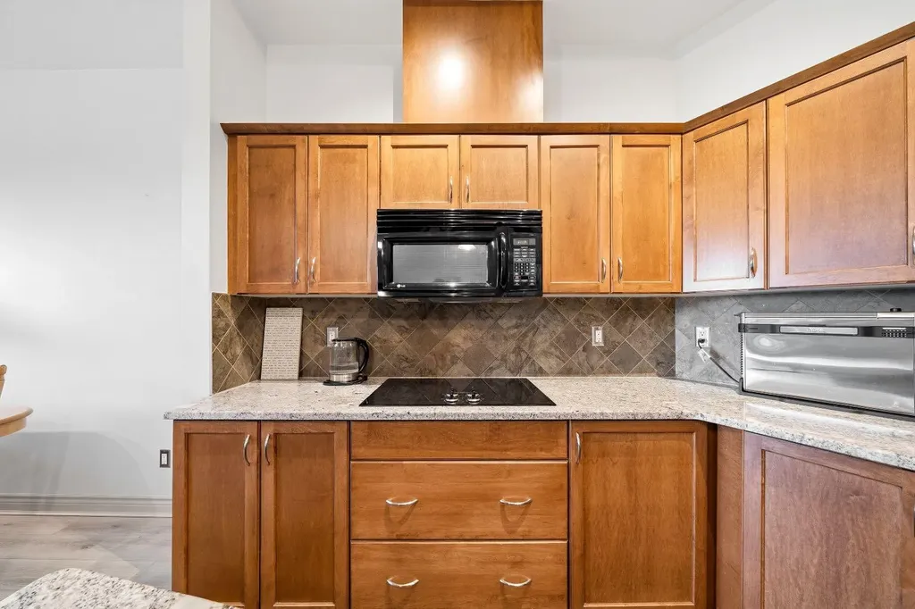 3101 34 Avenue NW Calgary AB T2L2A3