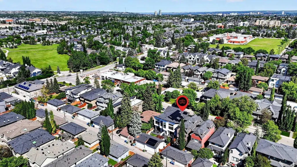 2017 42 Avenue SW Calgary AB T2T 2M8