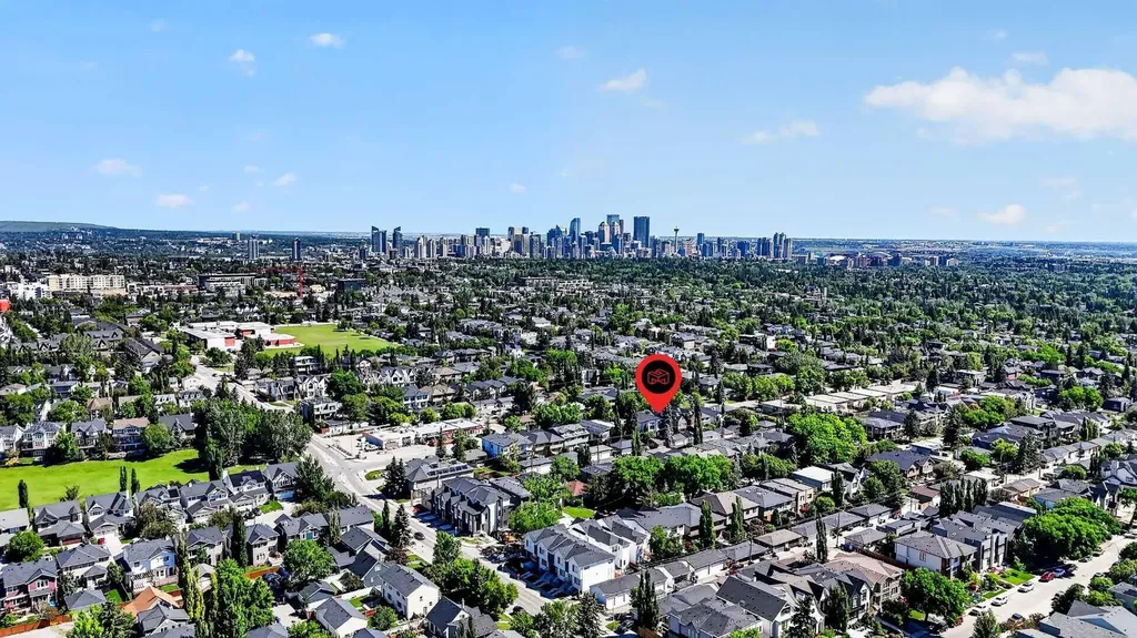 2017 42 Avenue SW Calgary AB T2T 2M8