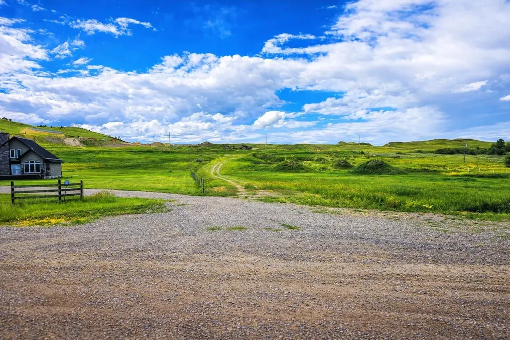 22 Highway Rural Pincher Creek No. 9 M.d. Of AB T0K1H0