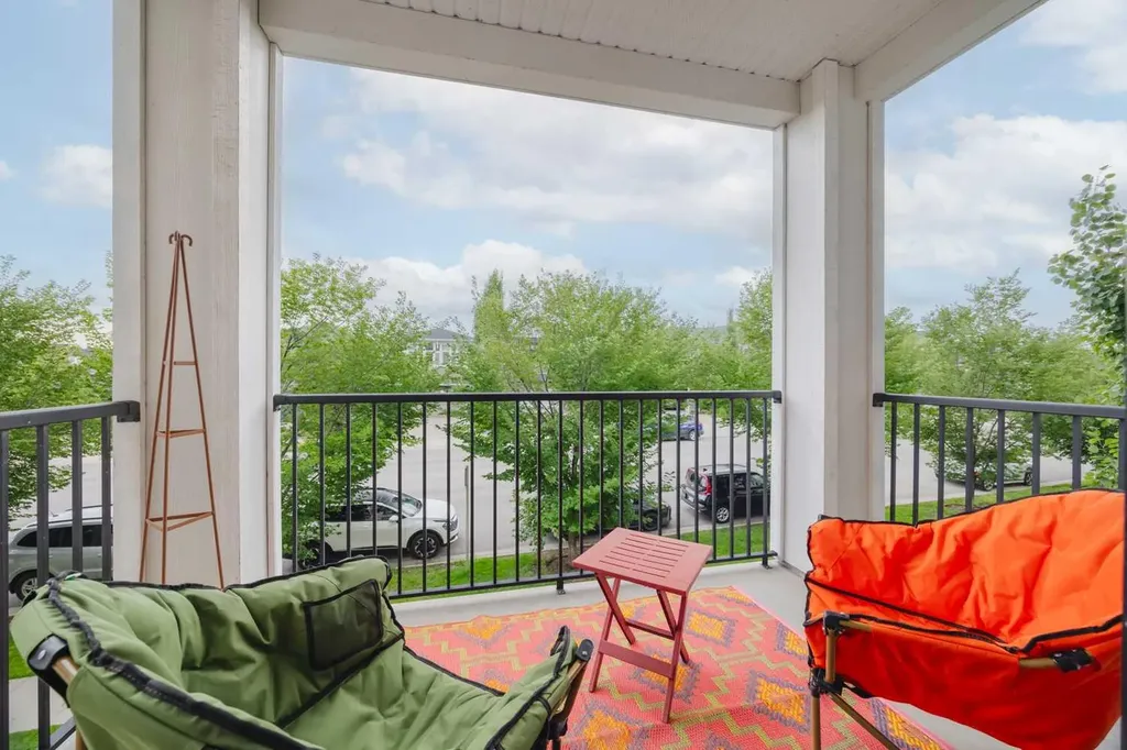215 Legacy Boulevard SE Calgary AB T2X 3Z4