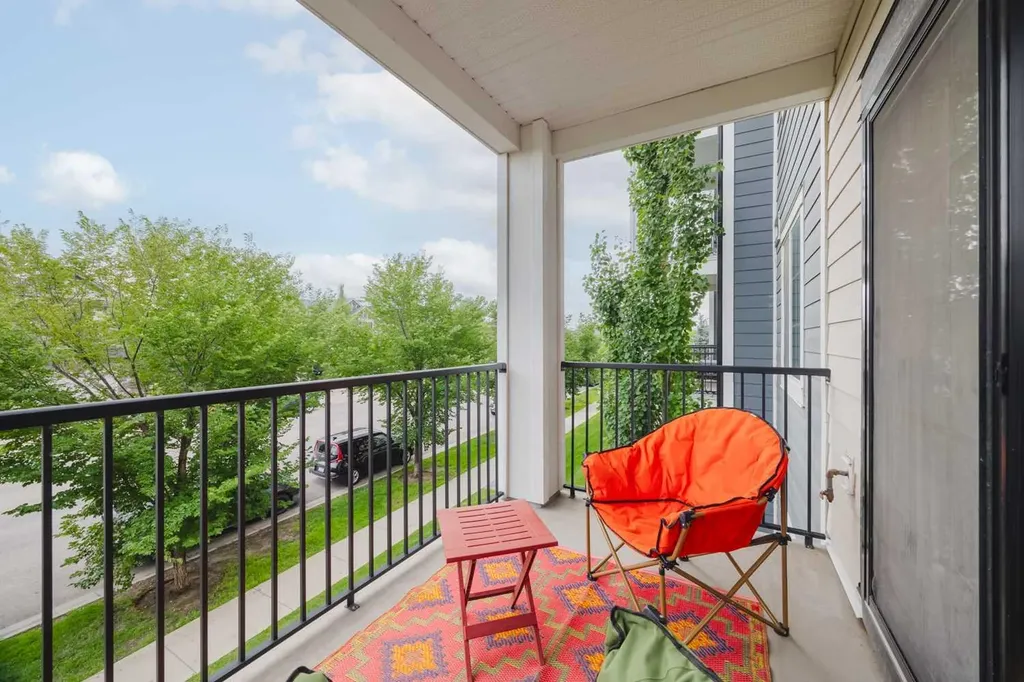 215 Legacy Boulevard SE Calgary AB T2X 3Z4