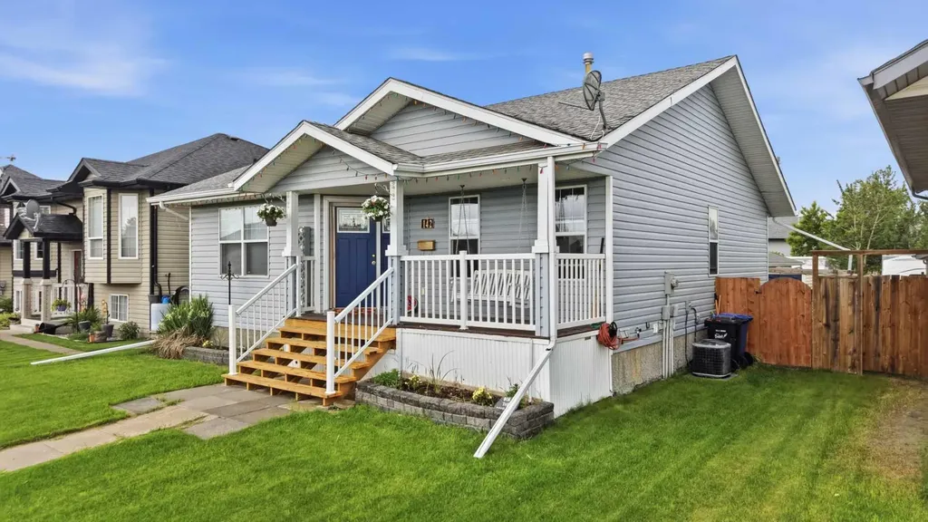 142 Robinson Penhold AB T0M1R0