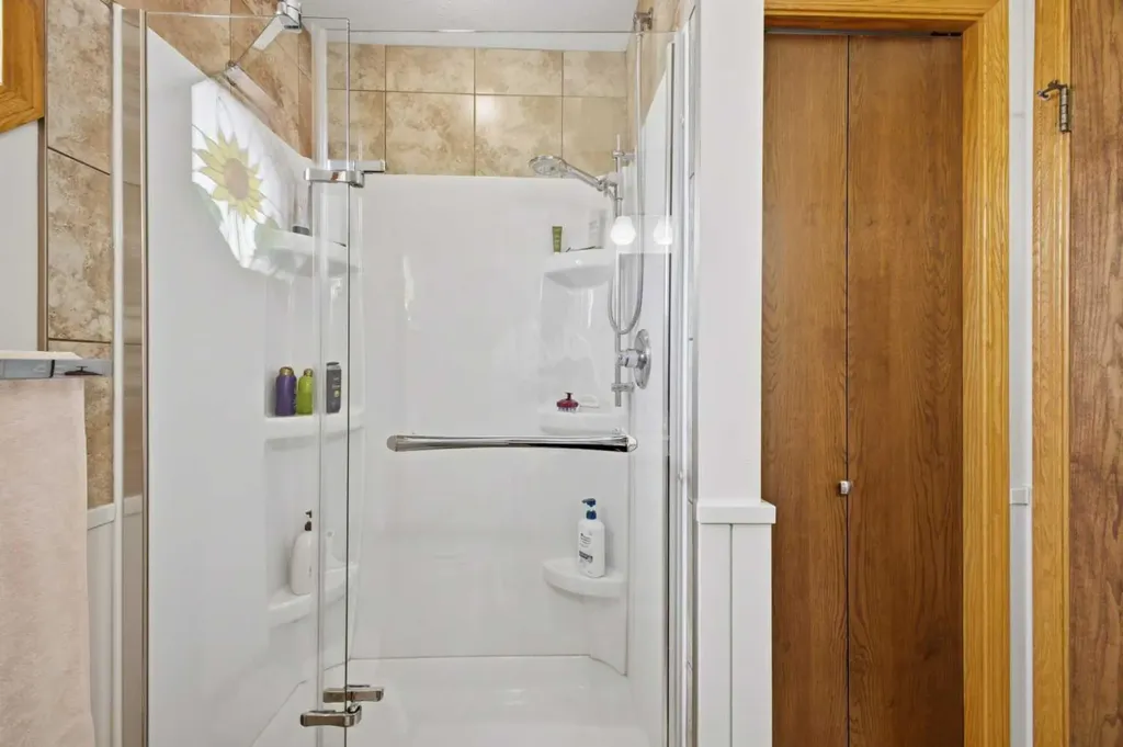 38105 Range Road 244 Rural Lacombe County AB T0C 0Y0