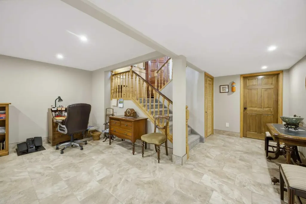 38105 Range Road 244 Rural Lacombe County AB T0C 0Y0