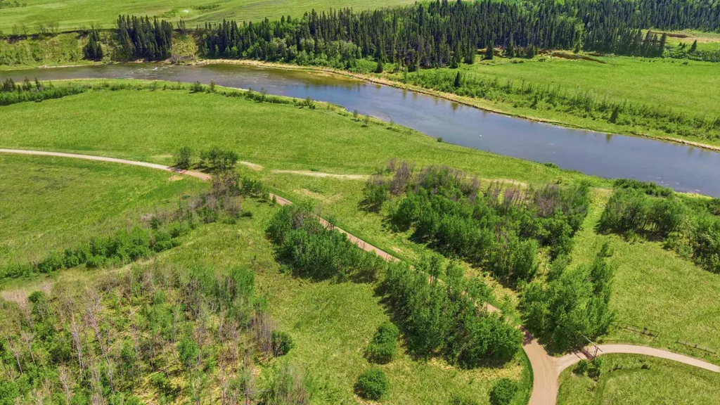 38105 Range Road 244 Rural Lacombe County AB T0C 0Y0