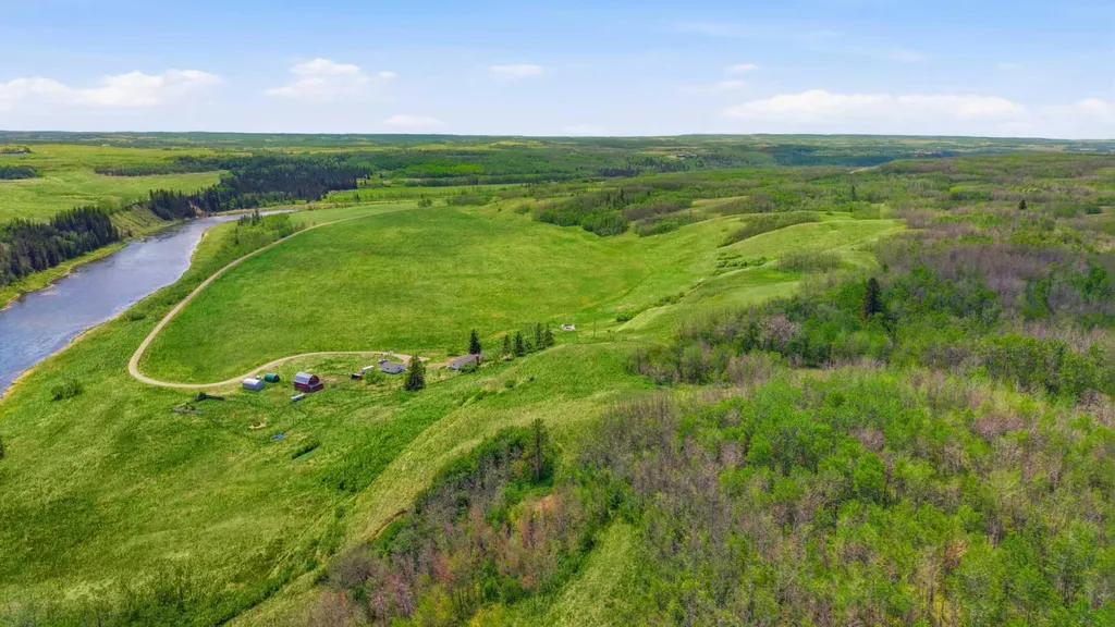 38105 Range Road 244 Rural Lacombe County AB T0C 0Y0