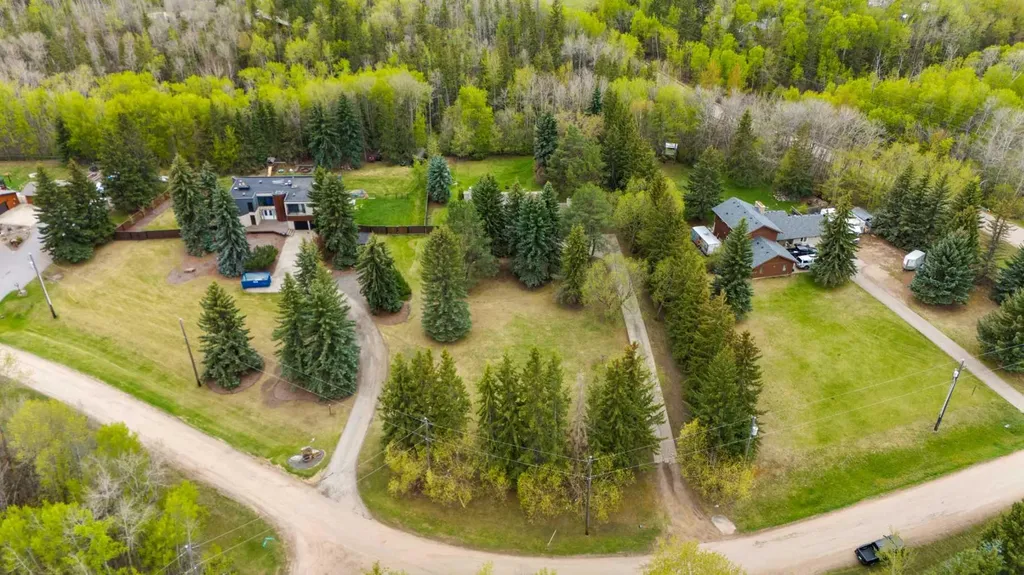 20515 5 Avenue SW Edmonton AB T6M 2P4