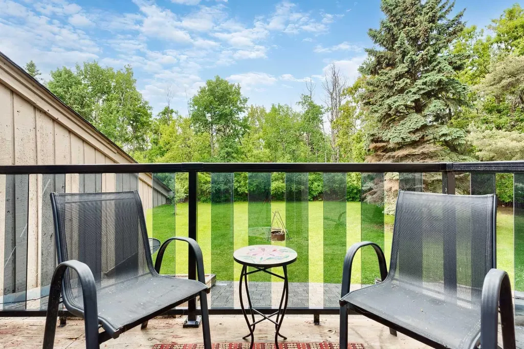 20515 5 Avenue SW Edmonton AB T6M 2P4
