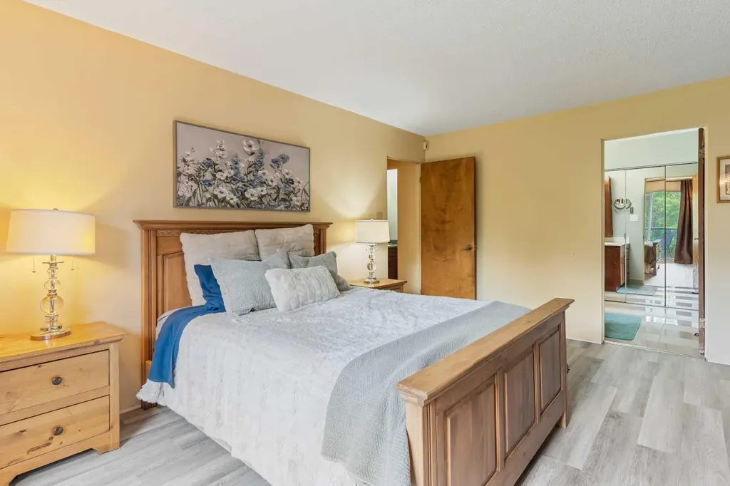 20515 5 Avenue SW Edmonton AB T6M 2P4