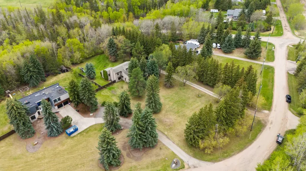 20515 5 Avenue SW Edmonton AB T6M 2P4