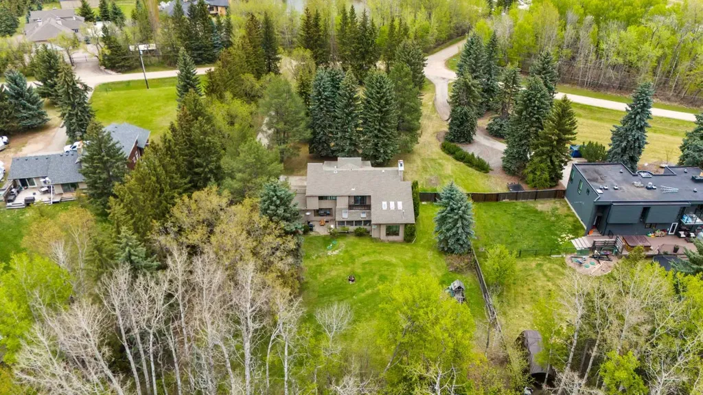 20515 5 Avenue SW Edmonton AB T6M 2P4
