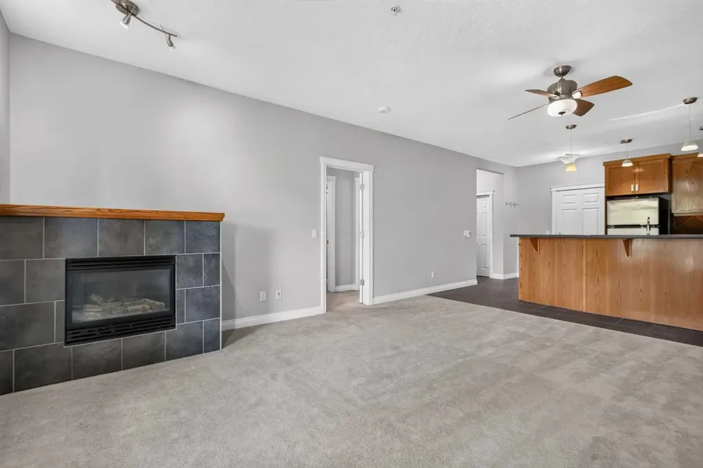 14 Hemlock Crescent SW Calgary AB T3C 2Z1