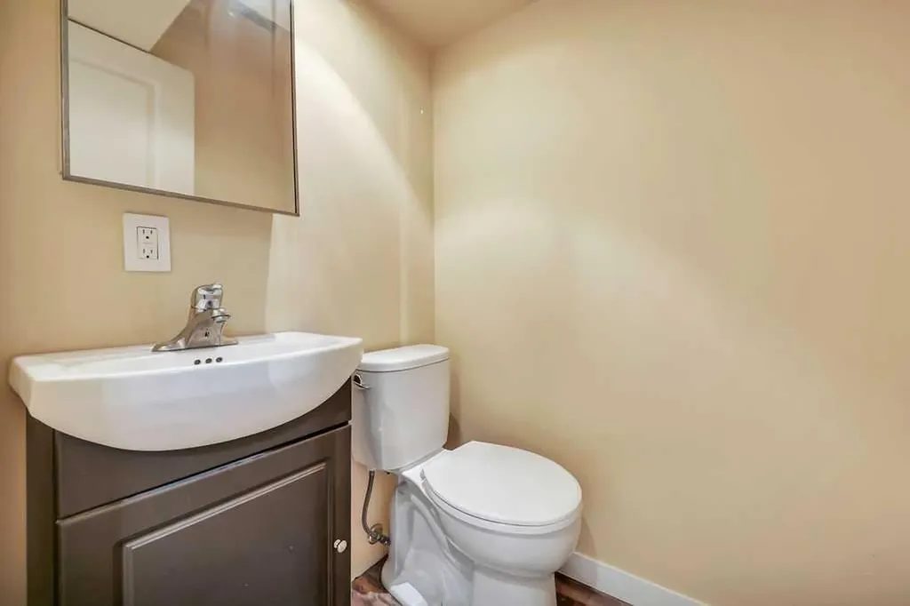 5834 41 Street Crescent Red Deer AB T4N 1B6