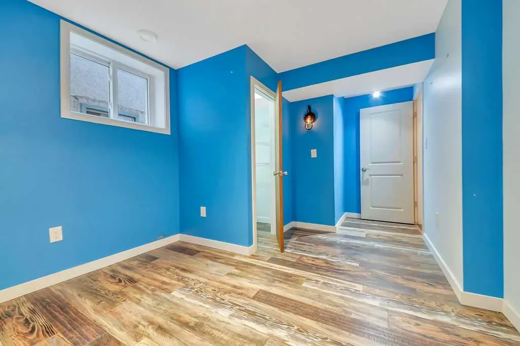5834 41 Street Crescent Red Deer AB T4N 1B6