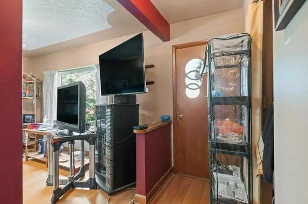 730 3 Street SE High River AB T1V 1H2