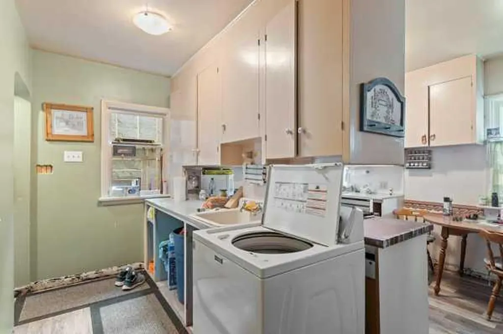730 3 Street SE High River AB T1V 1H2
