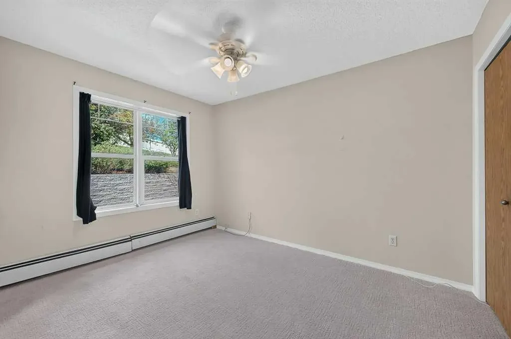 11 Somervale View SW Calgary AB T2Y 4A9