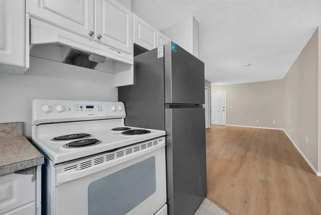 11 Somervale View SW Calgary AB T2Y 4A9