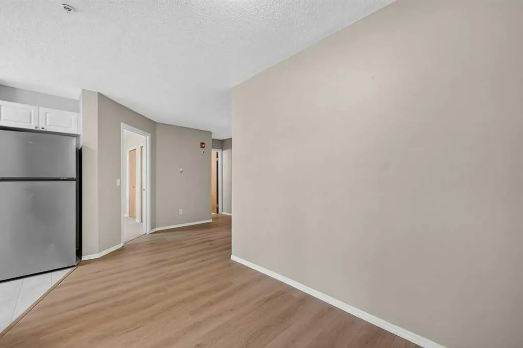 11 Somervale View SW Calgary AB T2Y 4A9