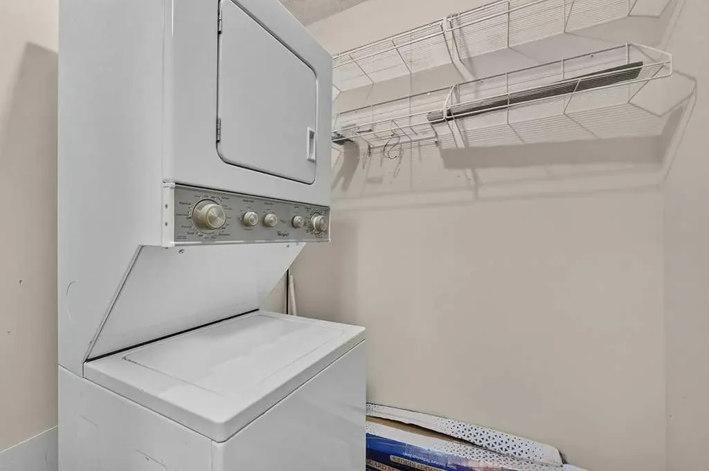 11 Somervale View SW Calgary AB T2Y 4A9