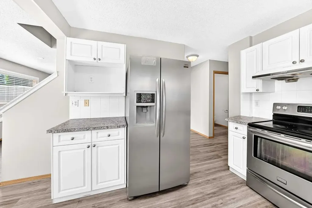 87 Citadel Peak Circle NW Calgary AB T3G 4H6
