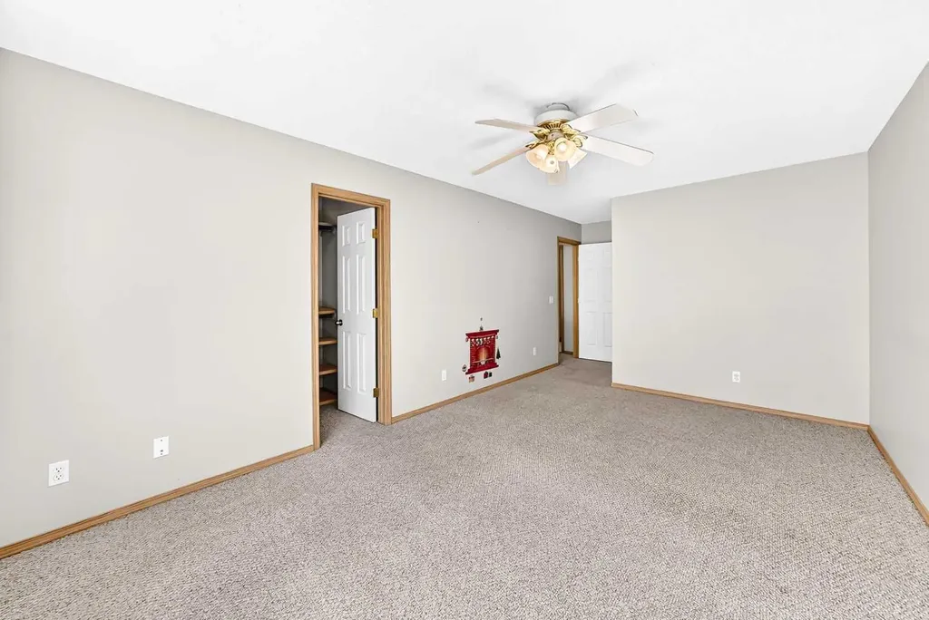 87 Citadel Peak Circle NW Calgary AB T3G 4H6