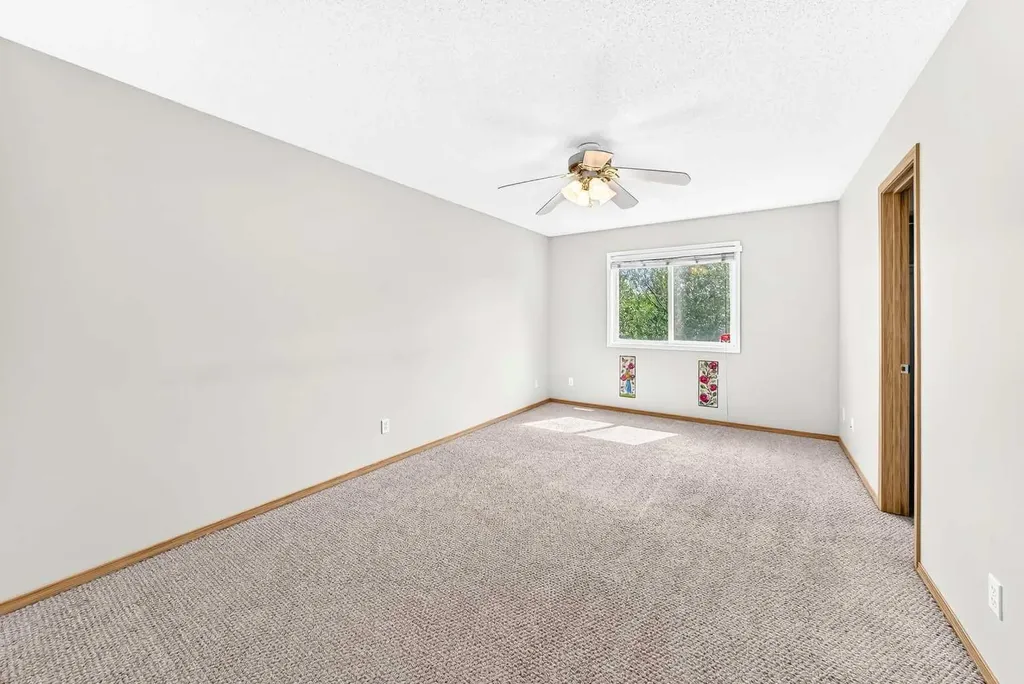 87 Citadel Peak Circle NW Calgary AB T3G 4H6