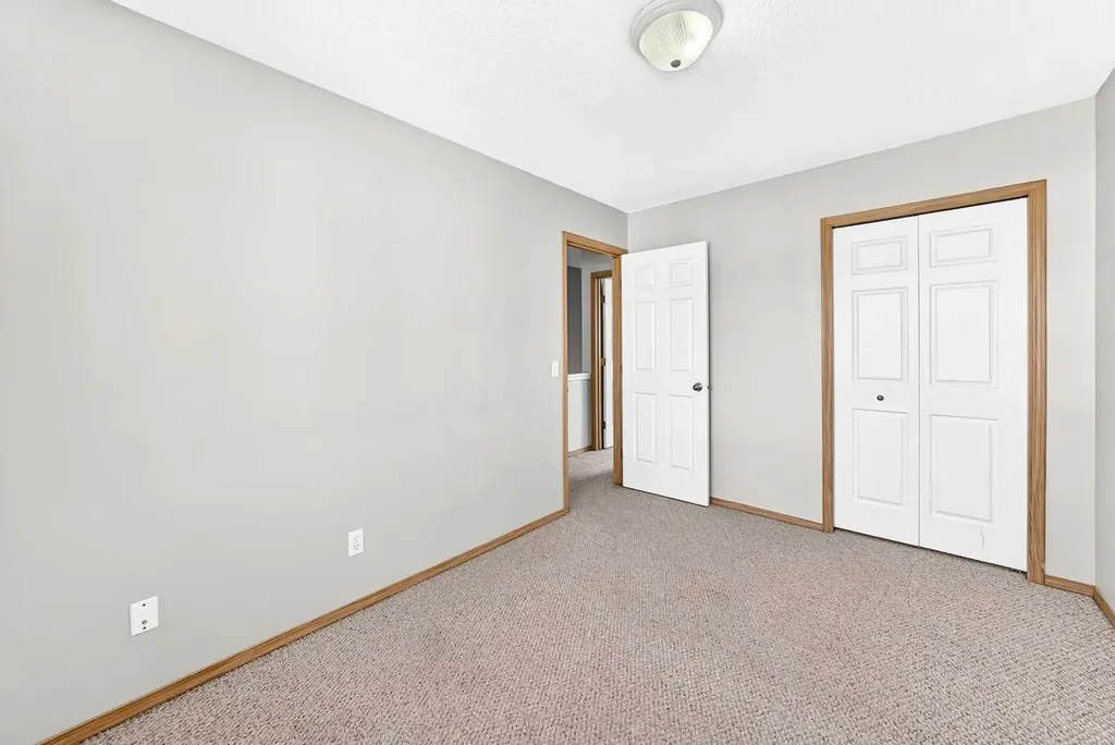 87 Citadel Peak Circle NW Calgary AB T3G 4H6