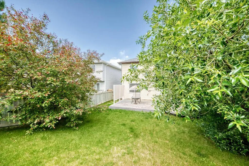 87 Citadel Peak Circle NW Calgary AB T3G 4H6