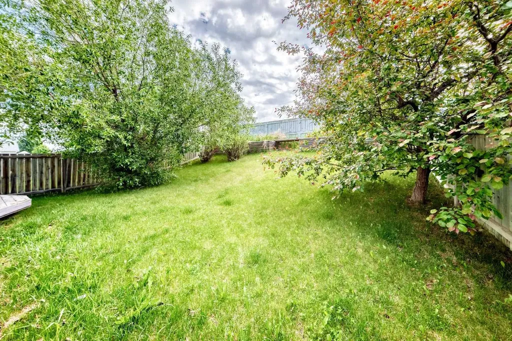 87 Citadel Peak Circle NW Calgary AB T3G 4H6