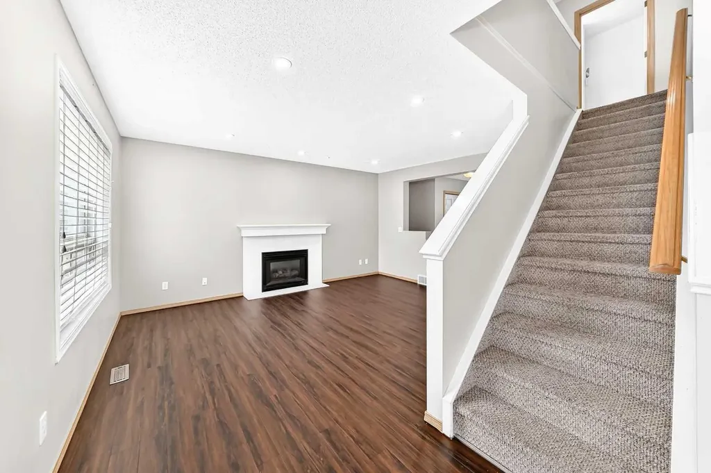 87 Citadel Peak Circle NW Calgary AB T3G 4H6