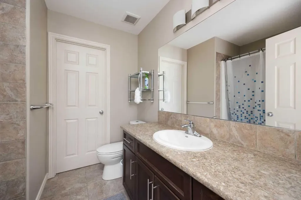113 Fontaine Crescent Fort Mcmurray AB T9H 0B1