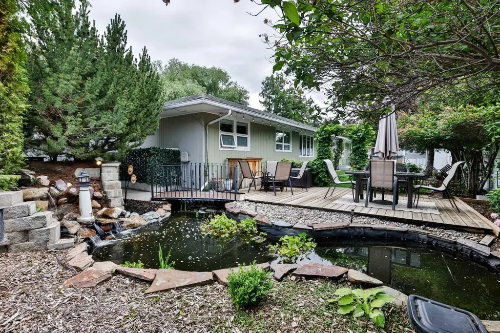 1808 12 Avenue S Lethbridge AB T1K 0N6