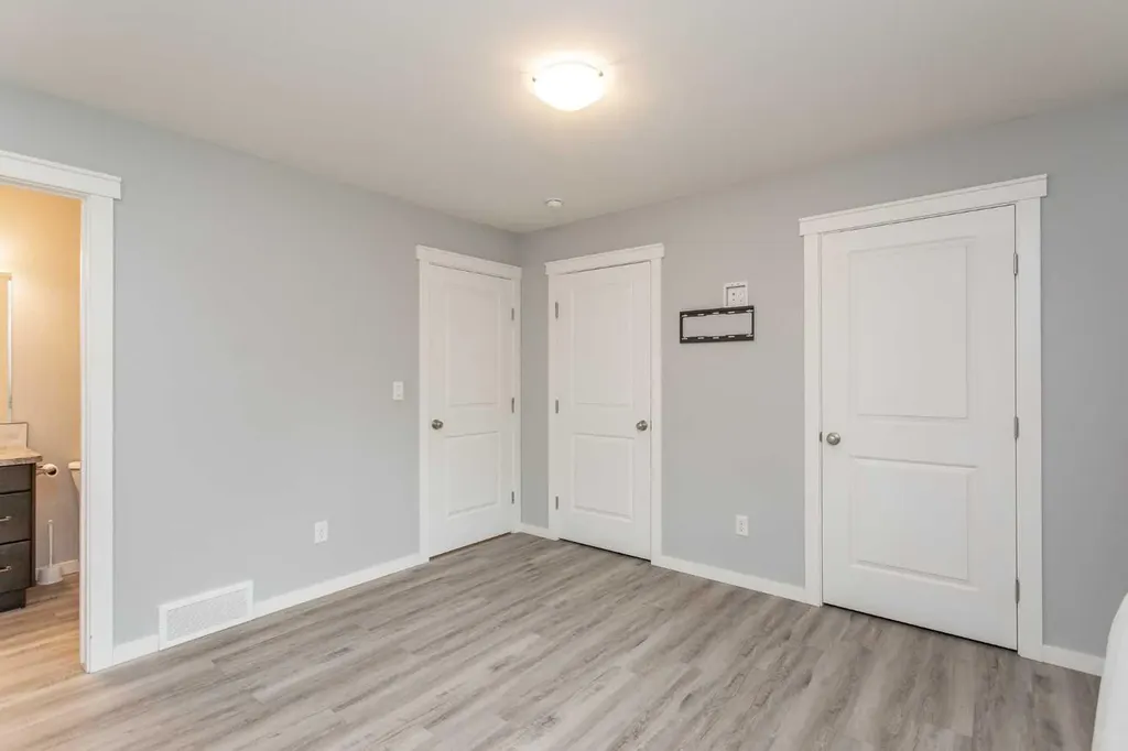 49 Sheep Close Lacombe AB T4L 0J1